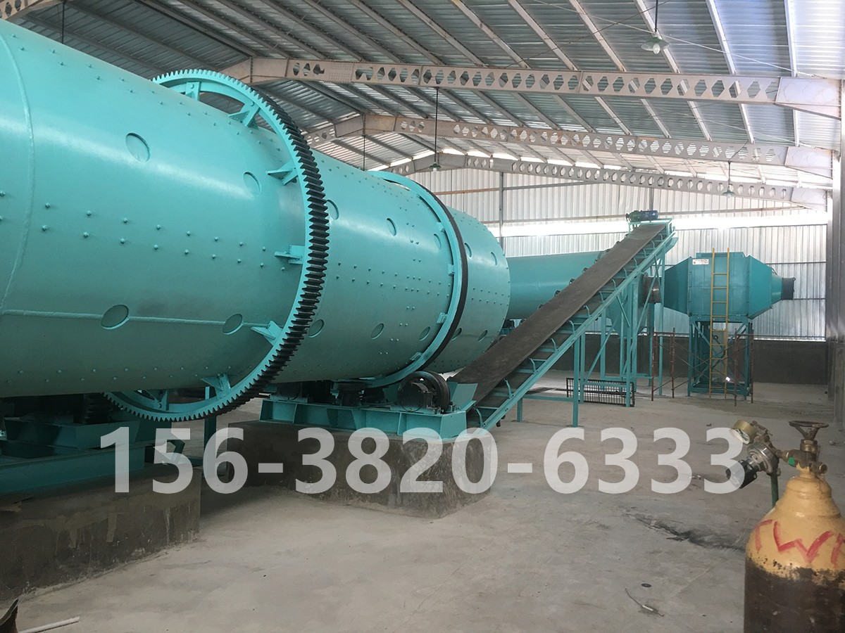 新型有機(jī)肥造粒機(jī)